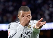 芒果体育-姆巴佩回归赛场，连败首场状态亮眼，快船观众沸腾！的简单介绍